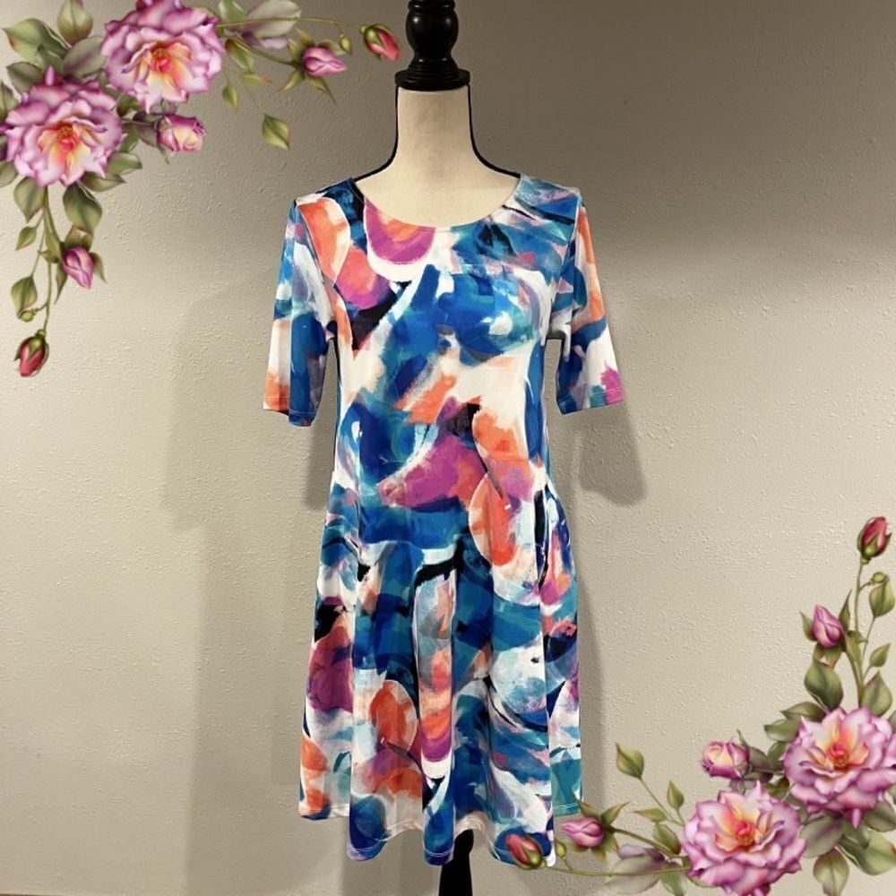Short sleeve loose Fit floral dress